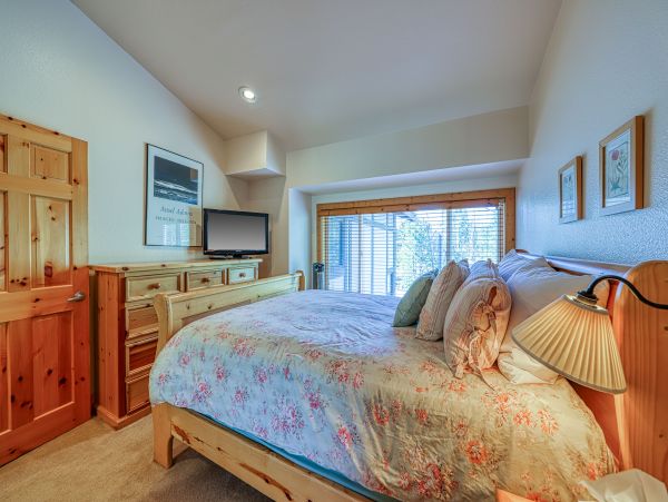 Lake Tahoe North Shore Home 979054