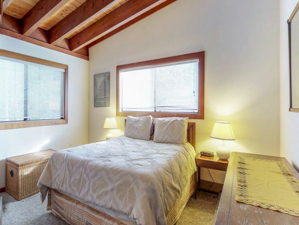 Lake Tahoe North Shore Home 979055