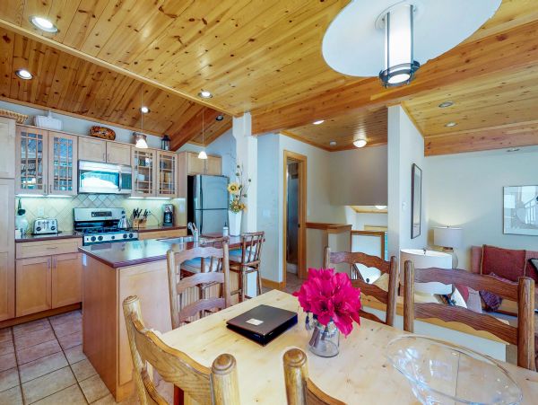 Lake Tahoe North Shore Home 979058