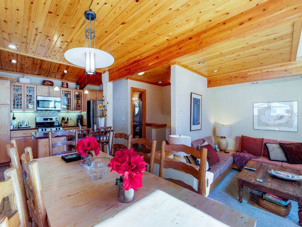 Lake Tahoe North Shore Home 979058