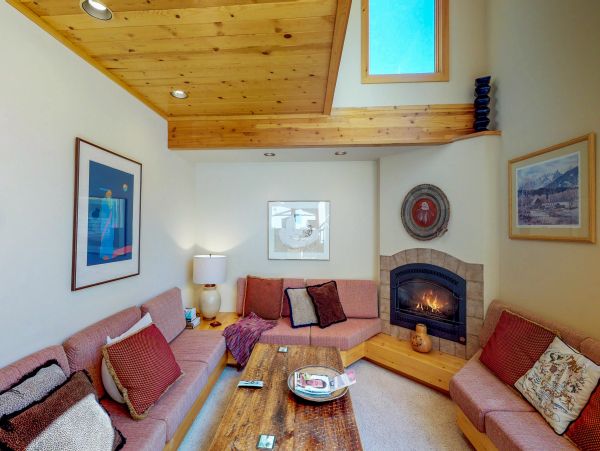 Lake Tahoe North Shore Home 979058