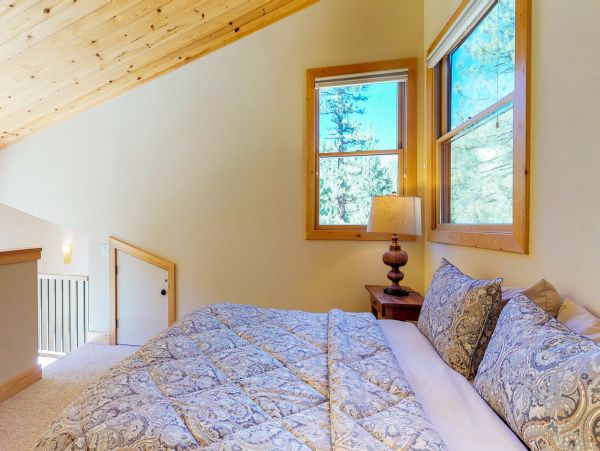 Lake Tahoe North Shore Home 979058