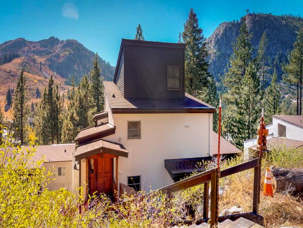 Lake Tahoe North Shore Home 979058