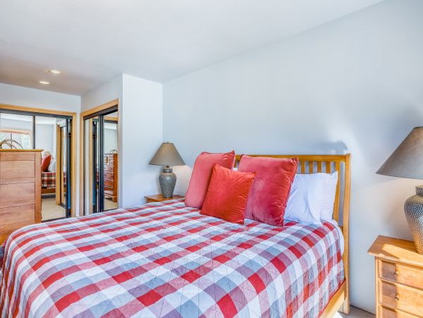 Lake Tahoe North Shore Home 979061