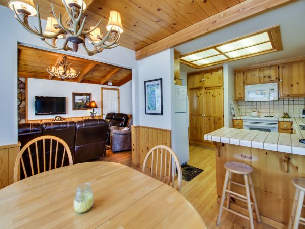 Lake Tahoe North Shore Home 979070
