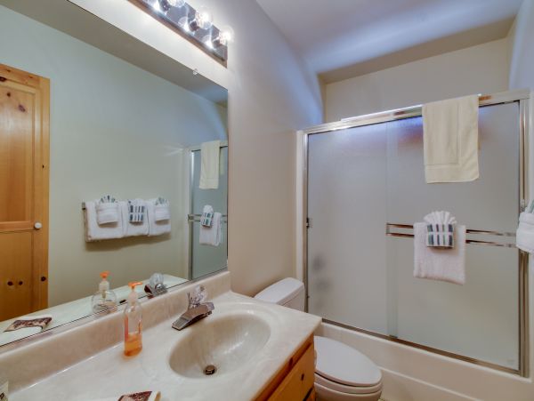Lake Tahoe North Shore Home 979070
