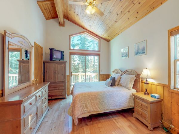 Lake Tahoe North Shore Home 979074