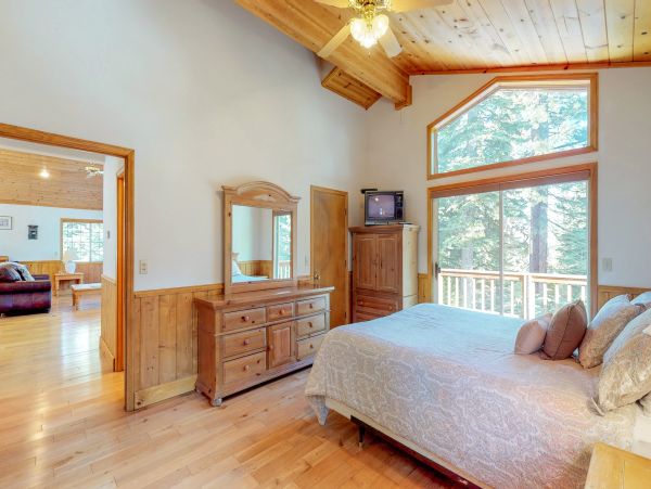 Lake Tahoe North Shore Home 979074