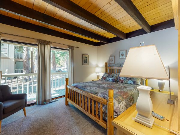 Lake Tahoe North Shore Home 979075