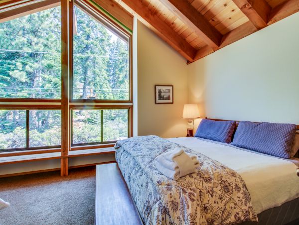 Lake Tahoe North Shore Home 979076