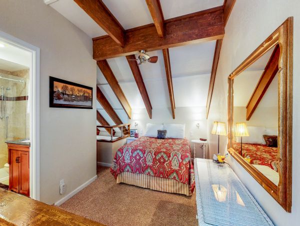 Lake Tahoe North Shore Home 979080
