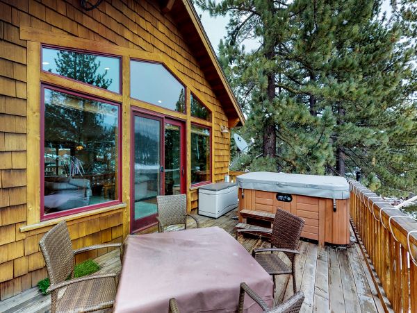Lake Tahoe North Shore Home 979081