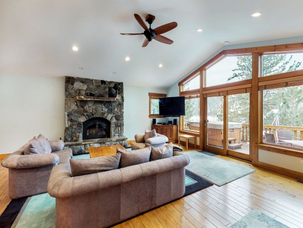 Lake Tahoe North Shore Home 979081