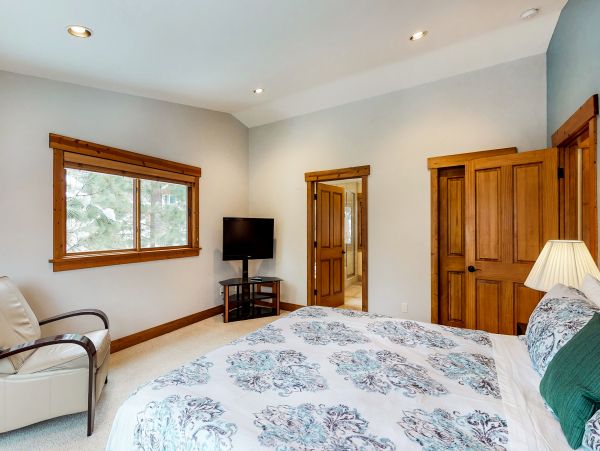 Lake Tahoe North Shore Home 979081