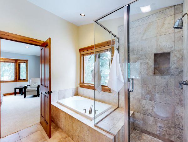Lake Tahoe North Shore Home 979081