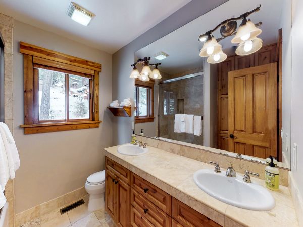 Lake Tahoe North Shore Home 979081
