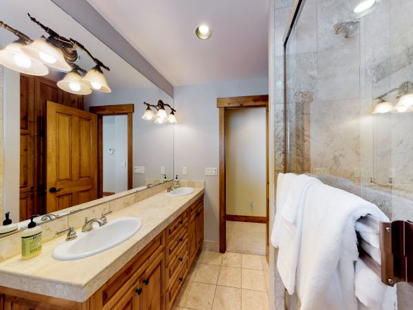 Lake Tahoe North Shore Home 979081