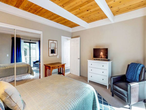 Lake Tahoe North Shore Home 979084