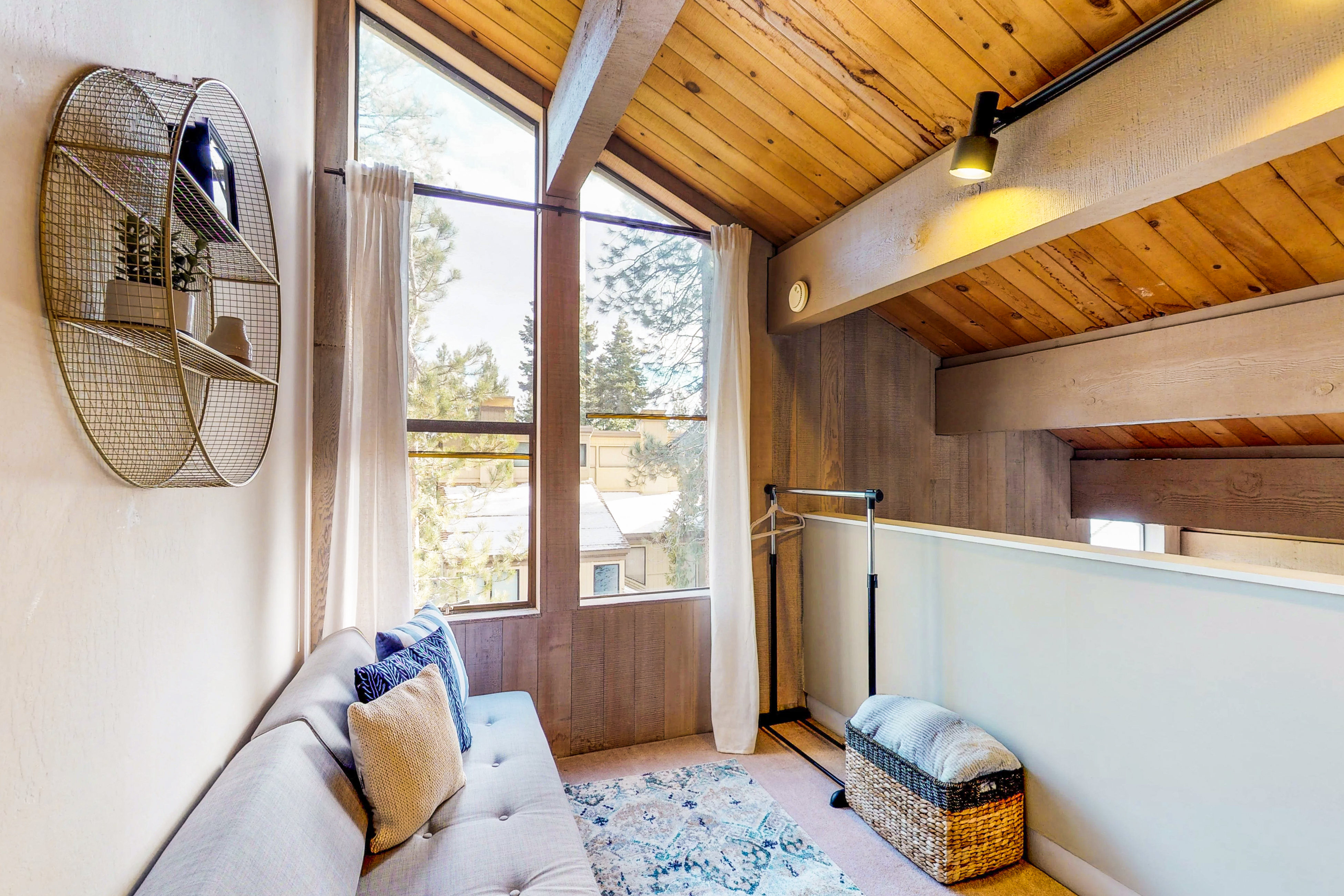 Lake Tahoe North Shore Home 979084