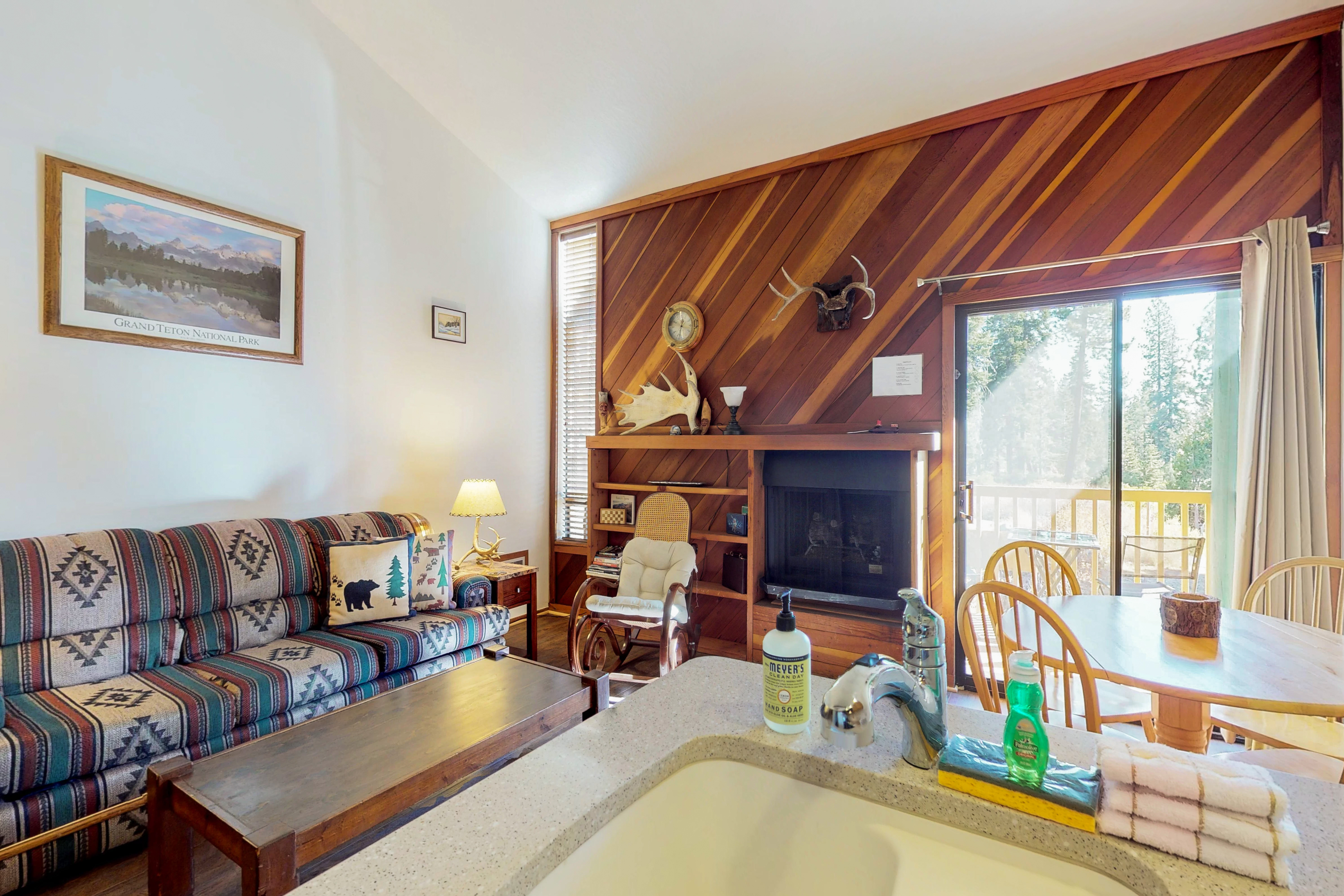 Lake Tahoe North Shore Home 979085