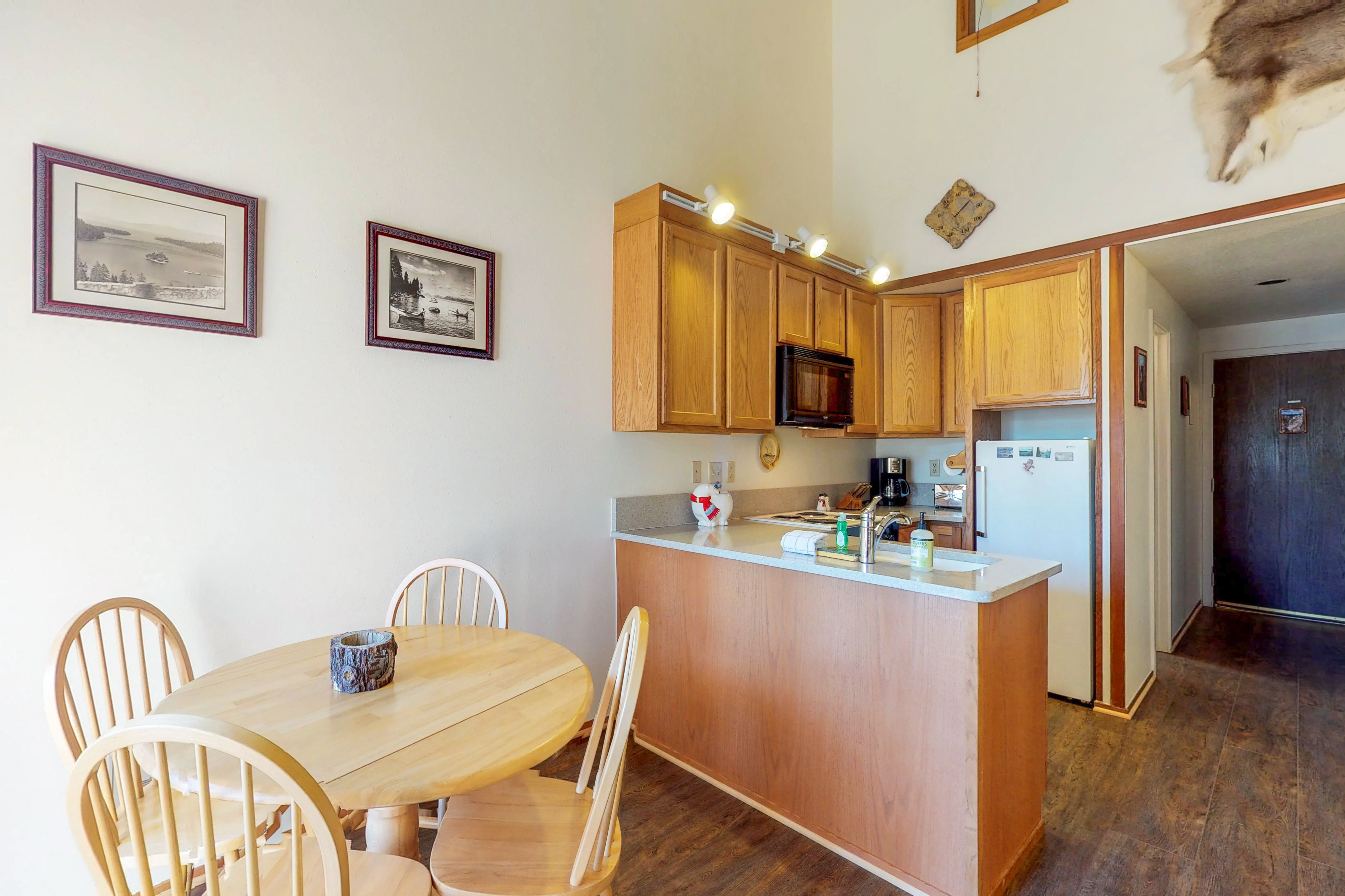 Lake Tahoe North Shore Home 979085