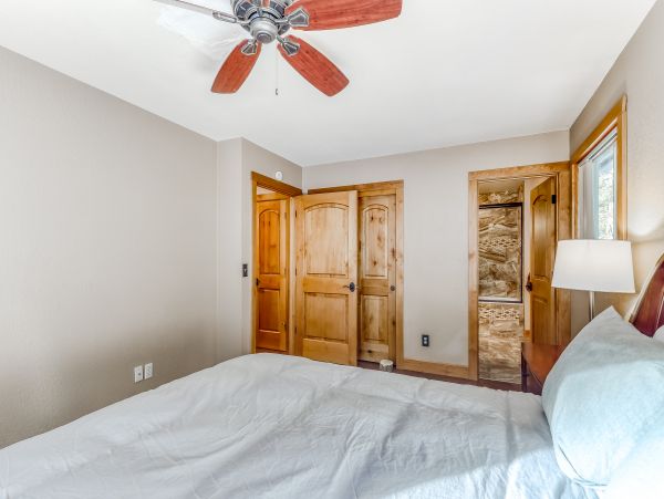 Lake Tahoe North Shore Home 979086