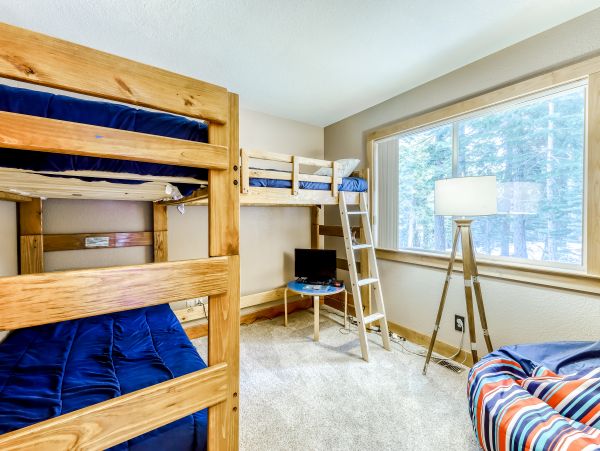 Lake Tahoe North Shore Home 979086