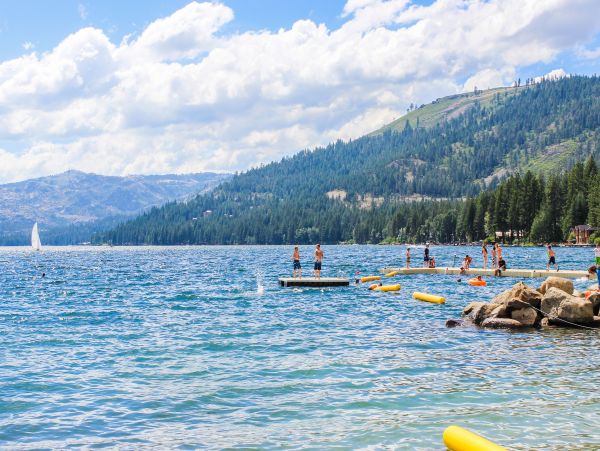 Lake Tahoe North Shore Home 979097