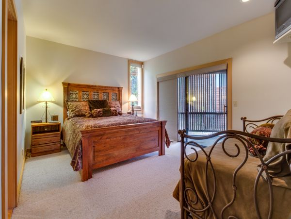 Lake Tahoe North Shore Home 979098