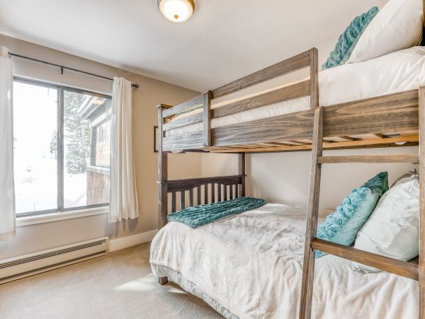 Lake Tahoe North Shore Home 979099
