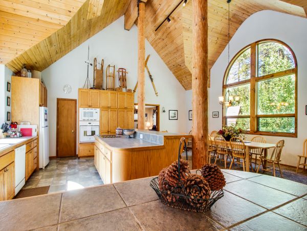Lake Tahoe North Shore Home 979100
