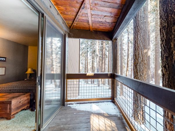 Lake Tahoe North Shore Home 979101