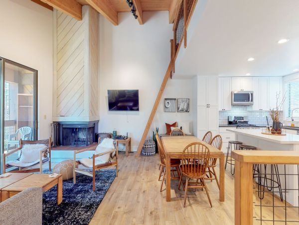 Lake Tahoe North Shore Home 979104