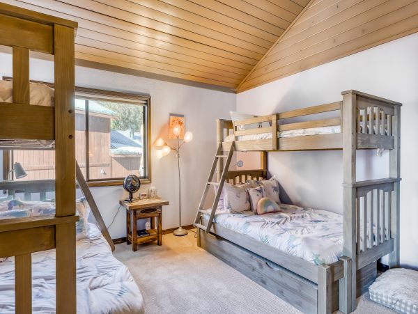 Lake Tahoe North Shore Home 979107
