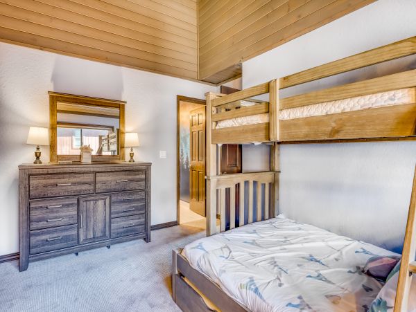 Lake Tahoe North Shore Home 979107
