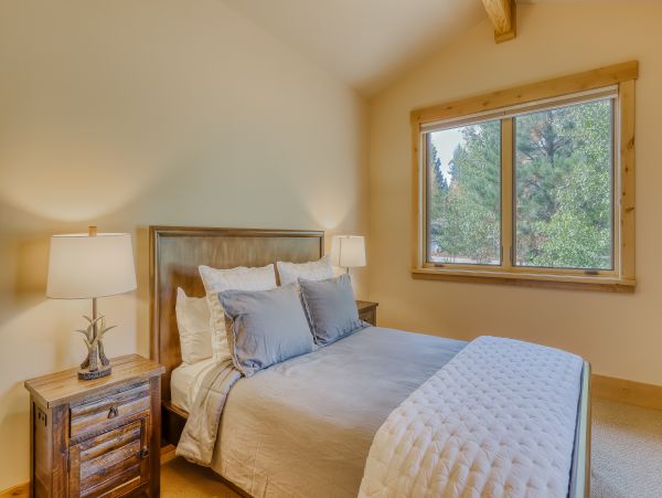 Lake Tahoe North Shore Home 979119