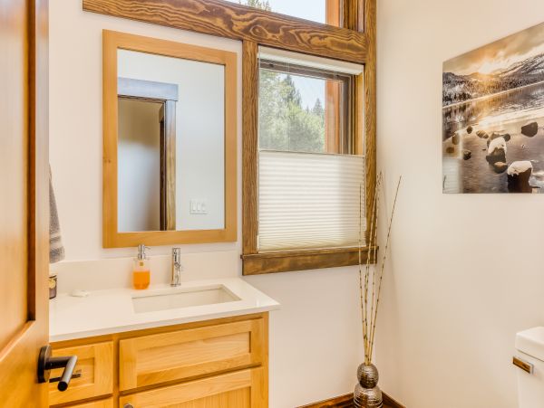 Lake Tahoe North Shore Home 979120