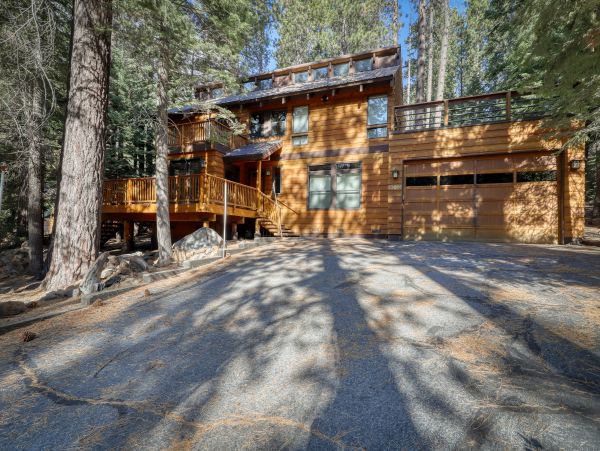 Lake Tahoe North Shore Home 979125