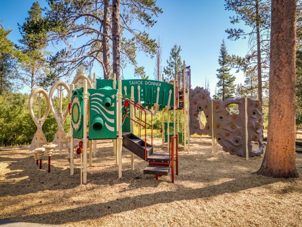 Lake Tahoe North Shore Home 979125
