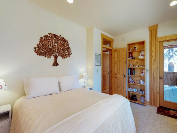 Lake Tahoe North Shore Home 979128