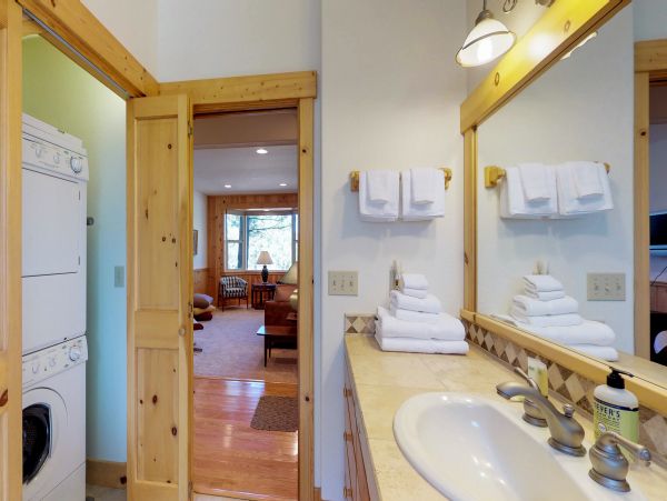 Lake Tahoe North Shore Home 979128
