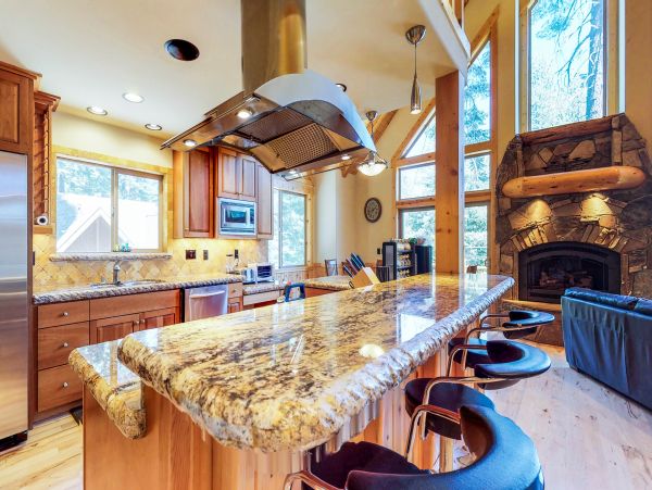 Lake Tahoe North Shore Home 979135