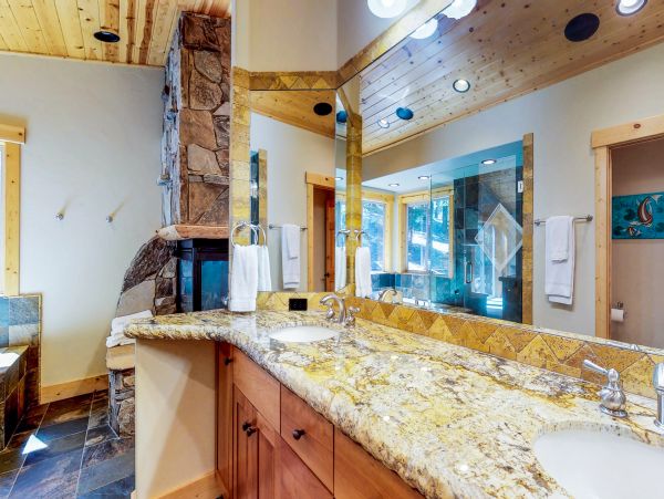 Lake Tahoe North Shore Home 979135