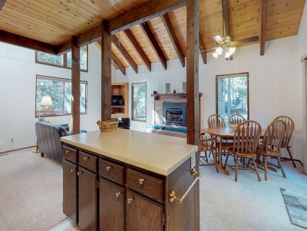 Lake Tahoe North Shore Home 979137