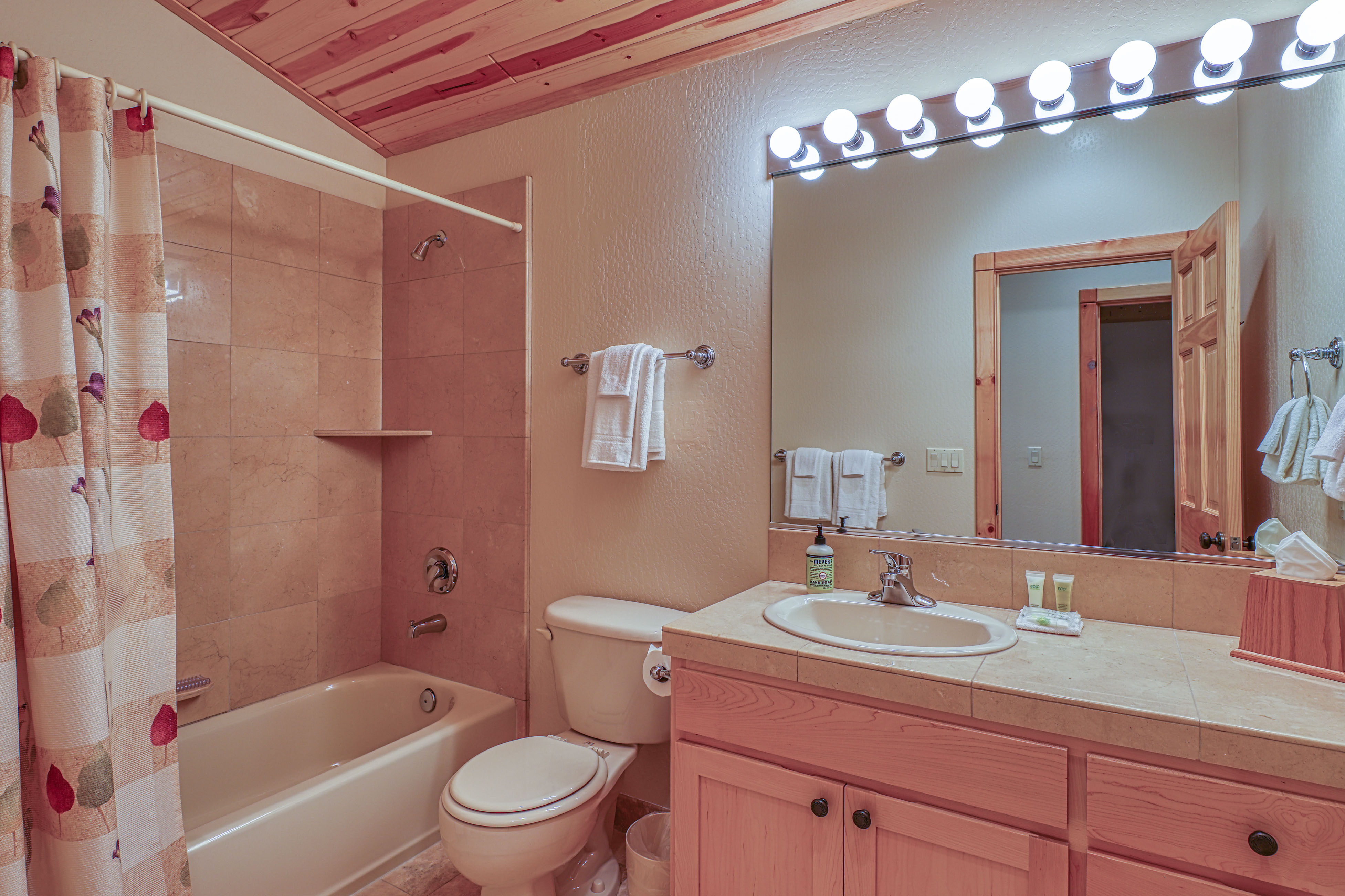 Lake Tahoe North Shore Home 979150