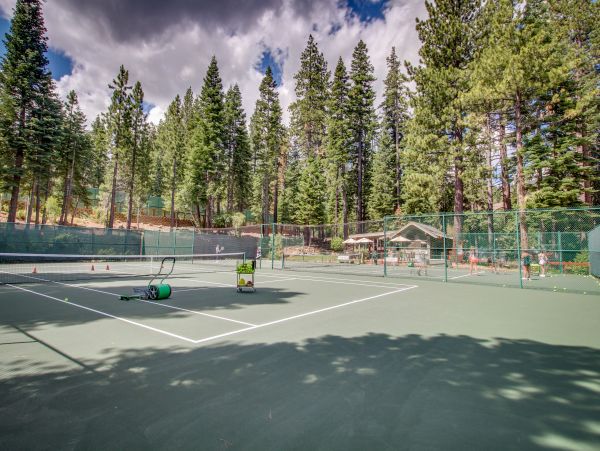 Lake Tahoe North Shore Home 979152