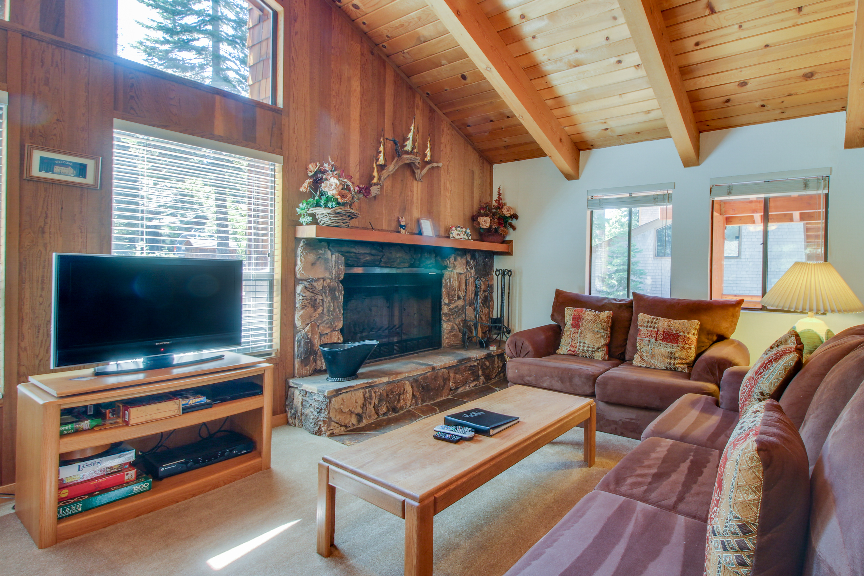 Lake Tahoe North Shore Home 979153