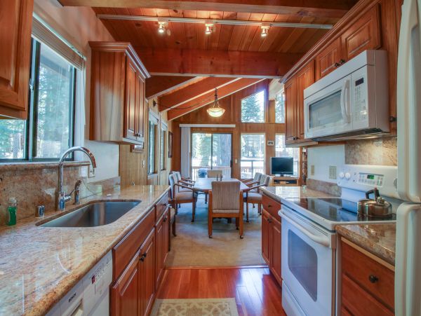Lake Tahoe North Shore Home 979153