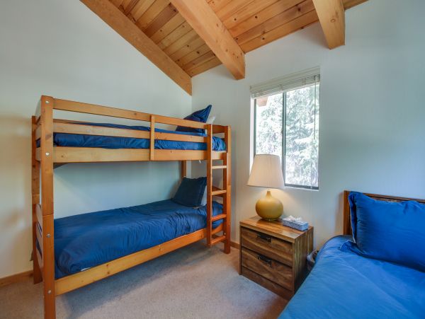 Lake Tahoe North Shore Home 979153