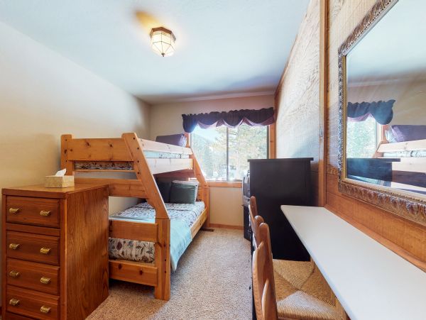 Lake Tahoe North Shore Home 979155